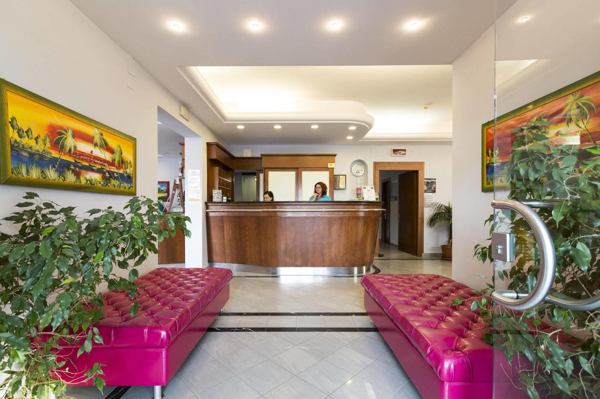 Hotel Eco Del Mare Marina di Massa Exterior photo